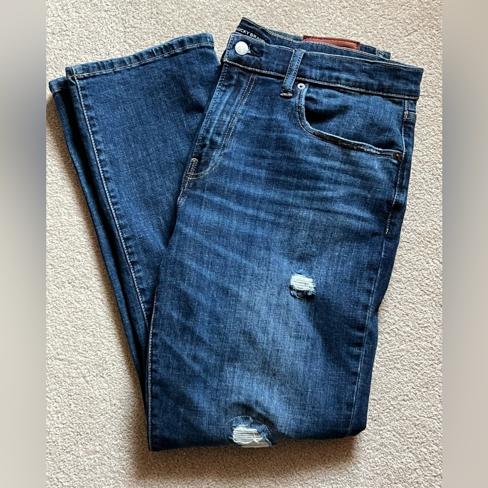 Lucky Brand Men’s 34x30 straight jeans